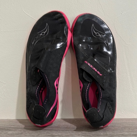 Saucony Shoes Saucony Hattori Womens Barefoot Running Sneakers